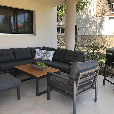 Apartman Bella