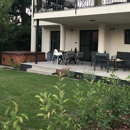 Bella Apartment *